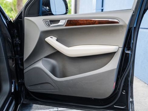 Used 2012 Audi Q5 2.0T Premium Plus w/ Premium Plus Pkg image 71