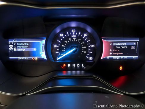 Used 2020 Ford Fusion Energi Titanium image 15