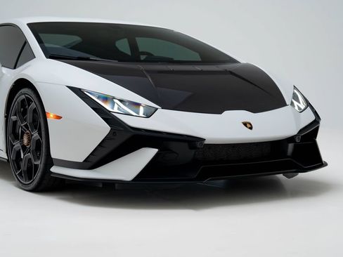 Used 2023 Lamborghini Huracan Tecnica RWD image 46
