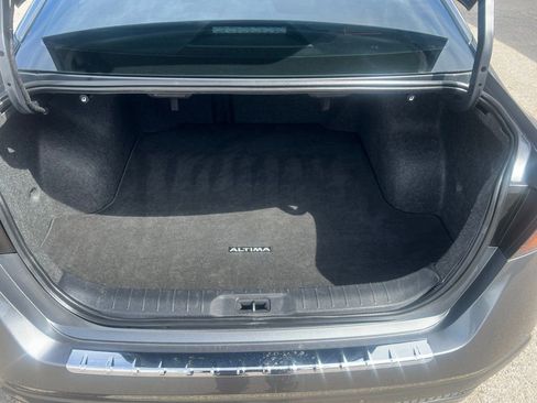 Used 2020 Nissan Altima 2.5 SV FWD image 13