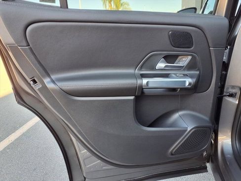 New 2026 Mercedes-Benz GLB 250 image 17