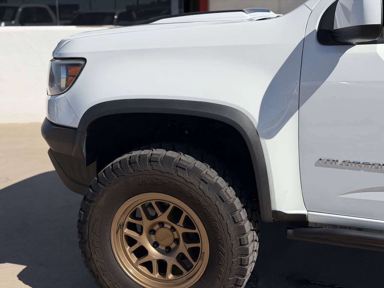 Used 2018 Chevrolet Colorado ZR2 w/ ZR2 Dusk Special Edition AWD/4WD image 17