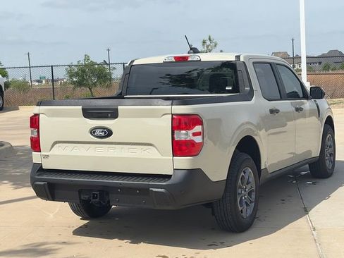 Used 2025 Ford Maverick XLT w/ XLT Luxury Package image 9