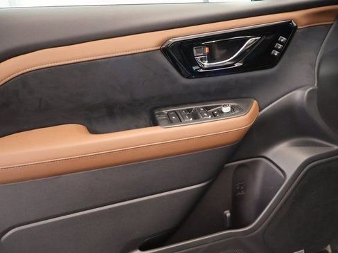 New 2026 Subaru Forester Touring image 10