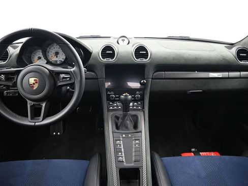 Certified 2024 Porsche 718 Cayman GT4 RS RWD image 7