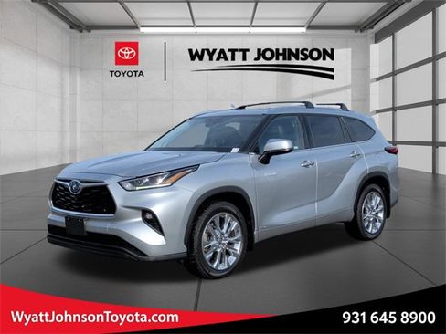 Used 2020 Toyota Highlander Limited image 1
