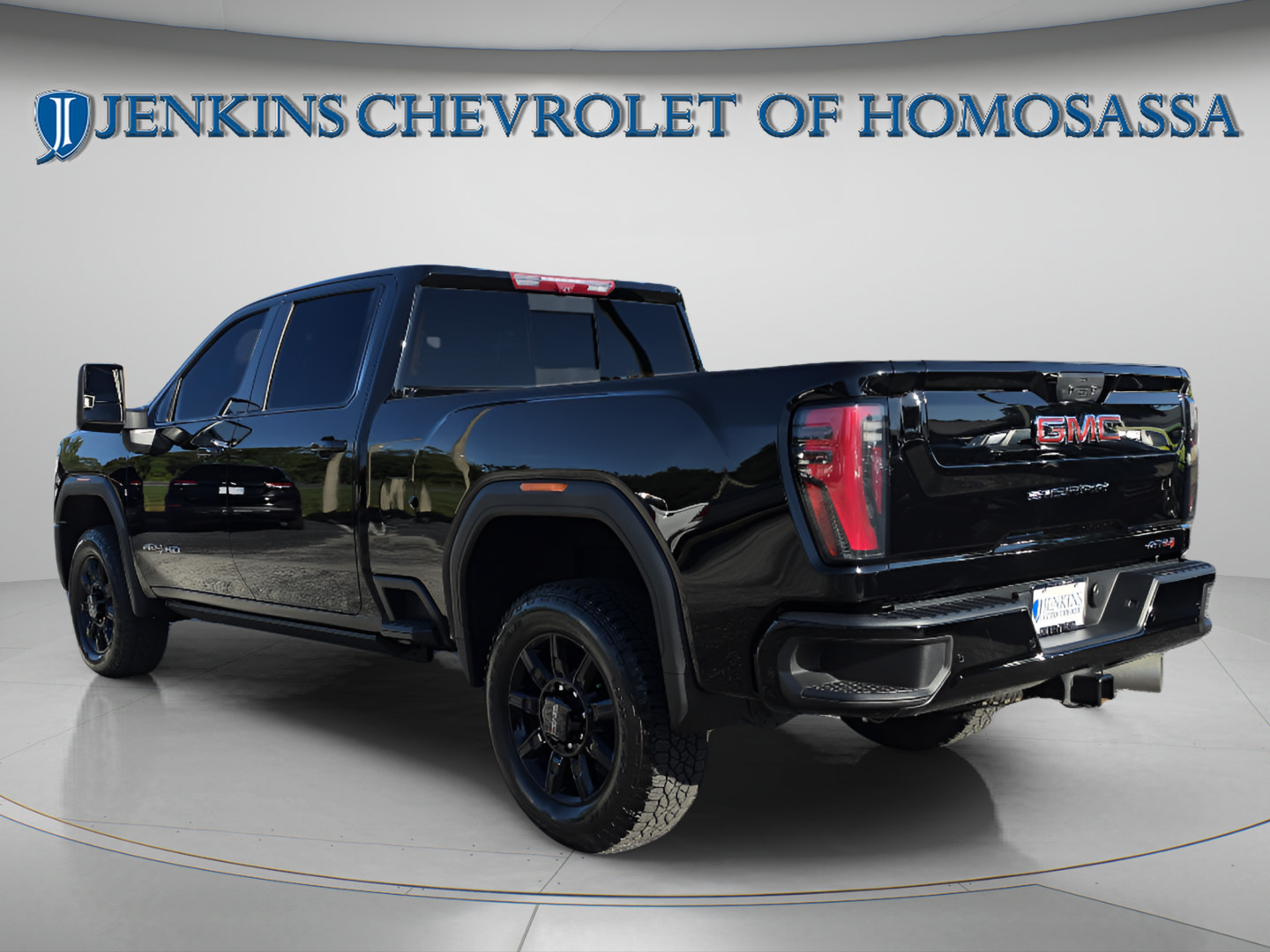 Used 2024 GMC Sierra 2500 AT4 w/ AT4 Premium Plus Package AWD/4WD image 7
