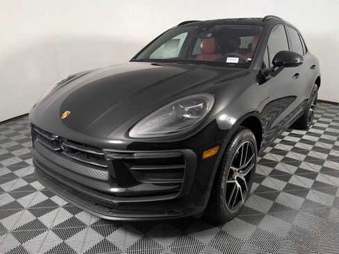New 2026 Porsche Macan AWD/4WD image 1