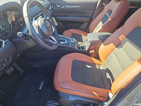 Certified 2025 MAZDA CX-5 Carbon Edition image 30