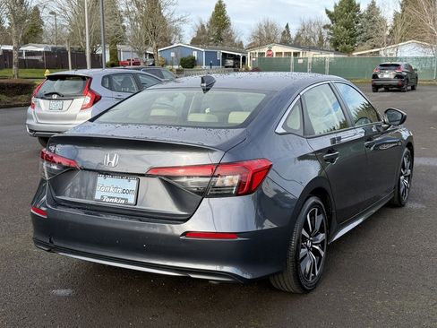 Used 2022 Honda Civic EX image 8