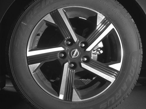 Used 2025 Nissan Sentra SV image 13