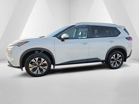 Used 2023 Nissan Rogue SV w/ SV Premium Package image 8