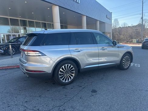 Used 2020 Lincoln Aviator Reserve w/ Equipment Group 201A image 4