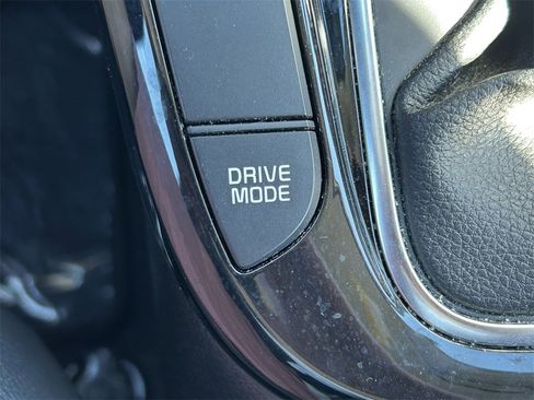 Used 2025 Kia Soul GT-Line image 27