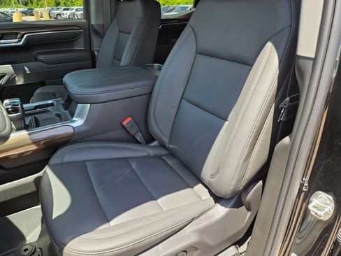 Used 2026 Chevrolet Silverado 1500 LT Trail Boss w/ LT Trail Boss Premium Package AWD/4WD image 22