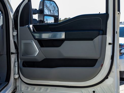 Used 2024 Ford F350 Limited w/ FX4 Off-Road Package image 36