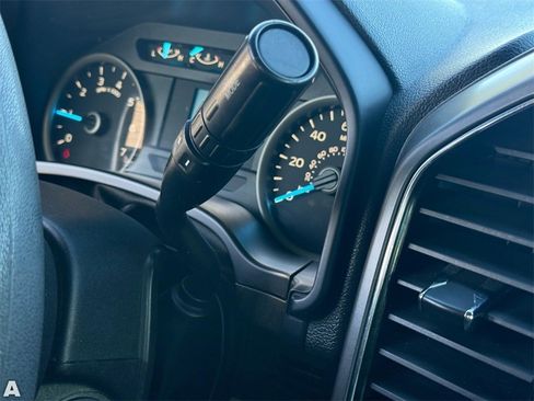 Used 2020 Ford F150 XLT image 24
