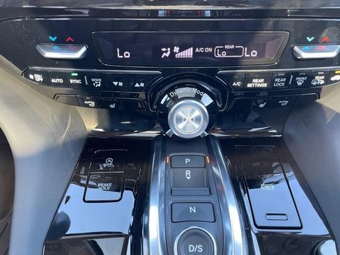 Certified 2025 Acura MDX w/ Technology Package image 9