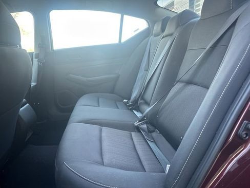 Used 2025 Nissan Altima 2.5 SV image 6