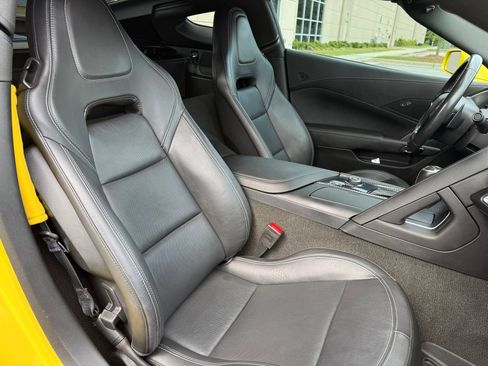 Used 2018 Chevrolet Corvette Z06 RWD image 36