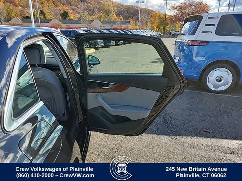 Used 2022 Audi A4 2.0T Premium Plus w/ Premium Plus Package image 39