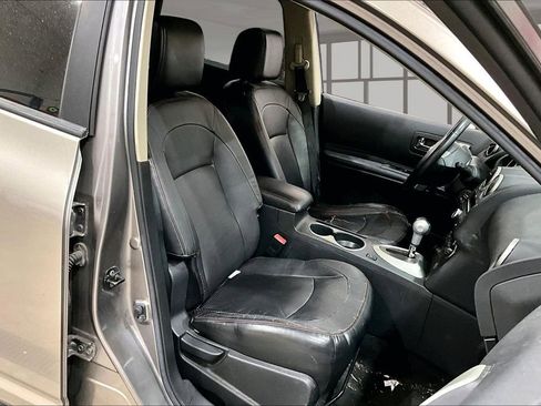 Used 2010 Nissan Rogue SL w/ Premium Pkg AWD/4WD image 7