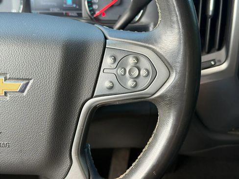 Used 2018 Chevrolet Silverado 1500 LT w/ All Star Edition AWD/4WD image 17