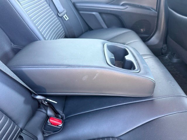 Used 2020 Toyota Camry SE w/ Blackout Package FWD image 12