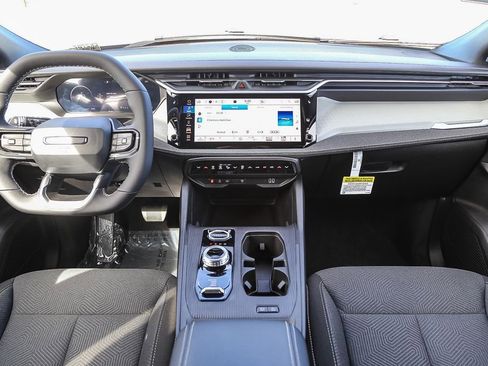 New 2026 Jeep Cherokee Laredo image 13