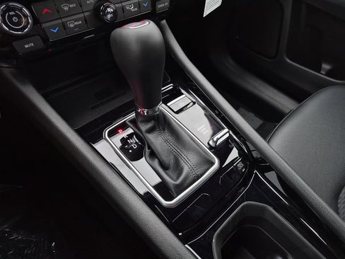 New 2026 Jeep Compass Latitude image 25