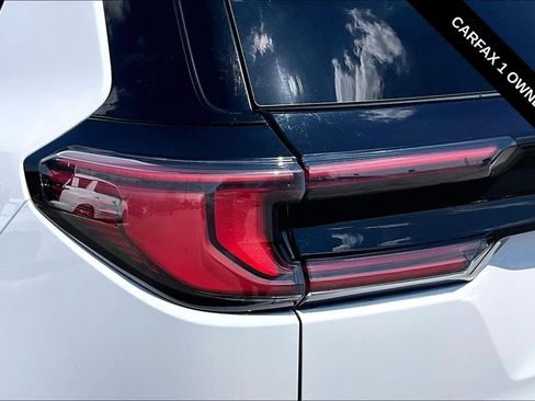 Used 2025 GMC Acadia AT4 AWD/4WD image 22