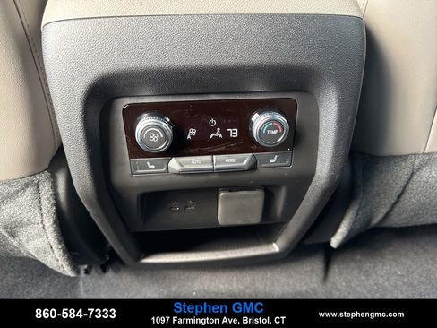 New 2026 GMC Acadia Elevation w/ Elevation Premium Package image 11