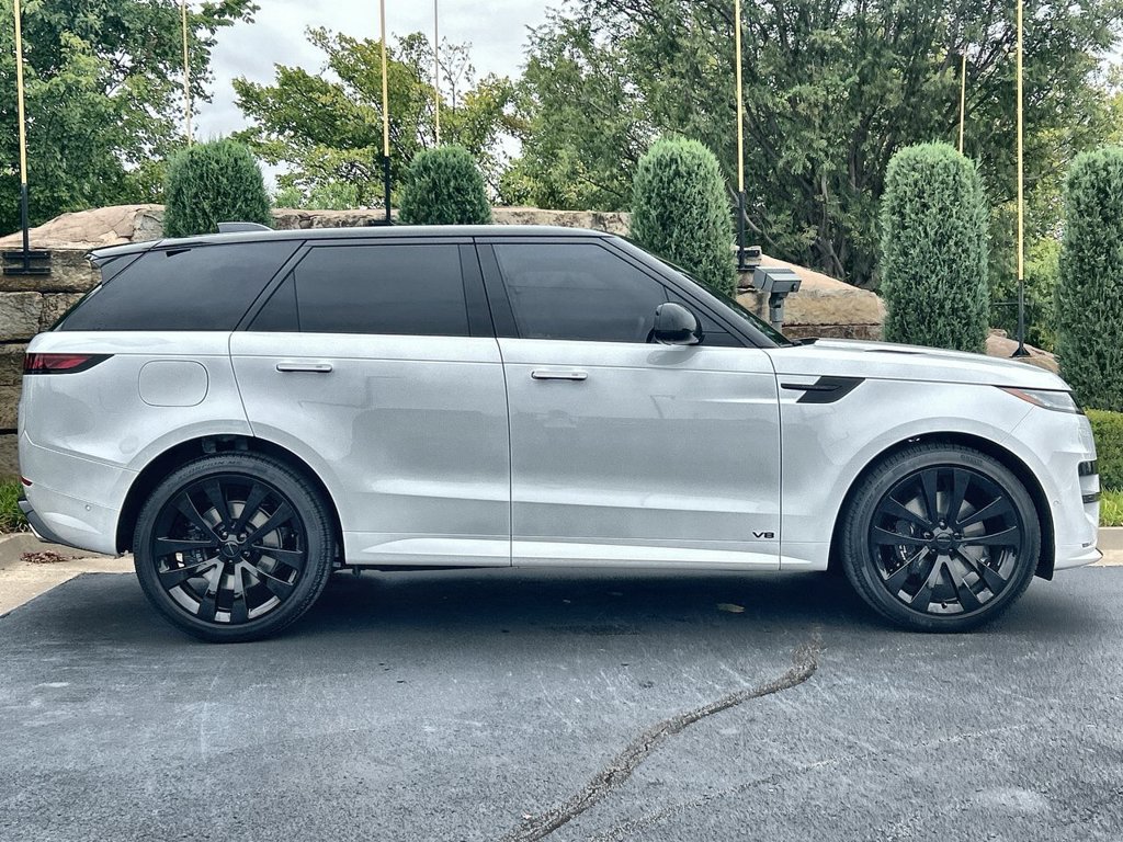 New 2027 Land Rover Range Rover Sport Autobiography AWD/4WD image 6