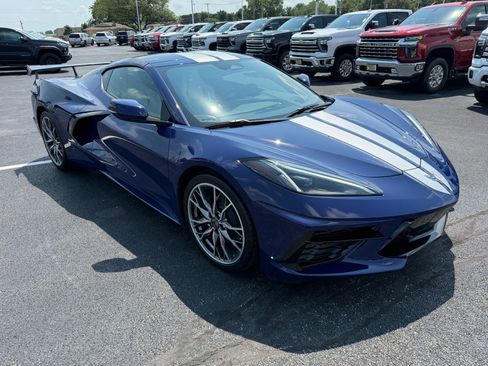 Used 2025 Chevrolet Corvette Stingray Preferred Cpe w/ Chrome Exterior Badge Package RWD image 37