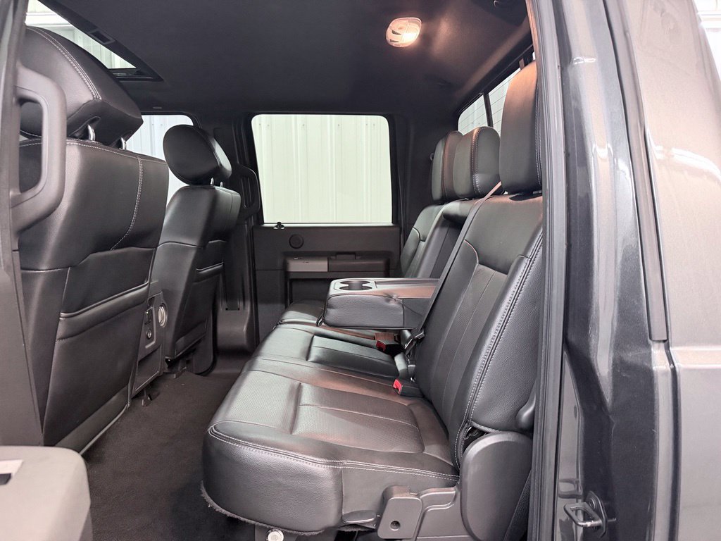 Used 2016 Ford F250 Lariat w/ Lariat Ultimate Package AWD/4WD image 31