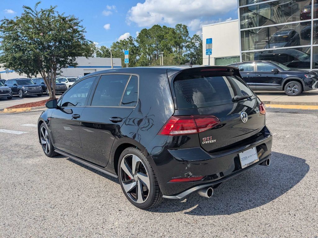 Used 2020 Volkswagen GTI SE FWD image 4