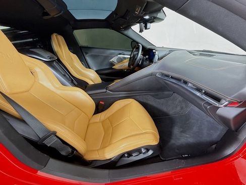 Used 2020 Chevrolet Corvette Stingray w/ 2LT Preferred Equipment Group image 28