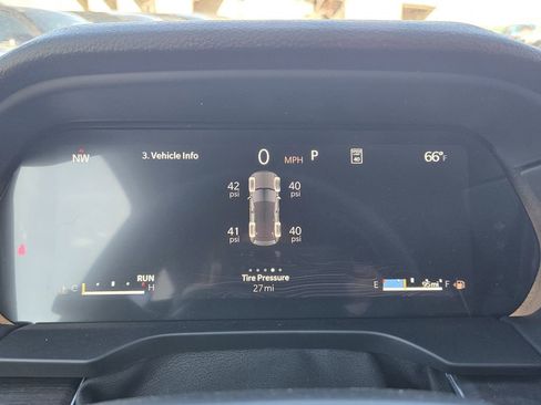New 2026 Jeep Grand Cherokee Limited w/ Luxury Tech Group II AWD/4WD image 9