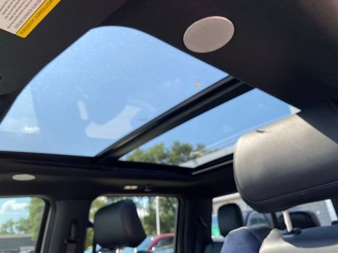 Used 2023 Ford F150 Raptor w/ Blue Interior Package AWD/4WD image 15