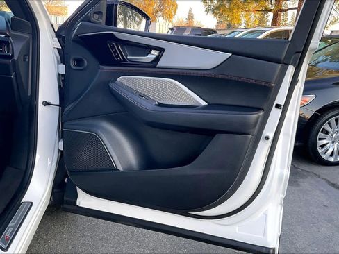 Used 2023 Acura MDX A-Spec image 26