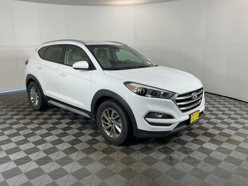 Used 2018 Hyundai Tucson SEL AWD/4WD image 3