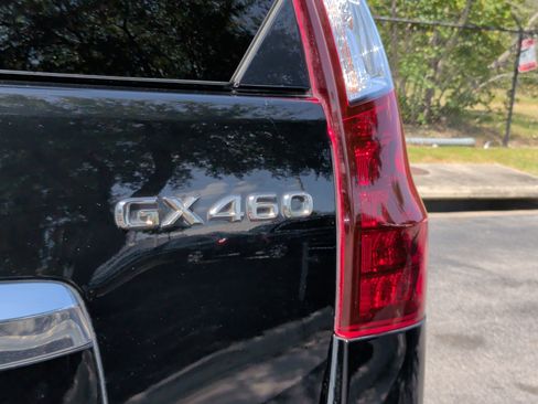 Used 2019 Lexus GX 460 Premium AWD/4WD image 11