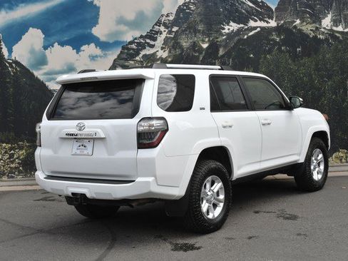 Certified 2024 Toyota 4Runner SR5 Premium w/ Moonroof Package AWD/4WD image 3
