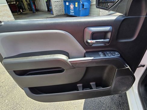 Used 2018 GMC Sierra 1500 2WD Regular Cab image 11