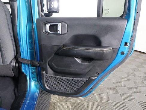 Used 2024 Jeep Wrangler Unlimited Sahara AWD/4WD image 24