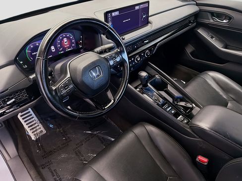 Used 2023 Honda Accord Sport image 7