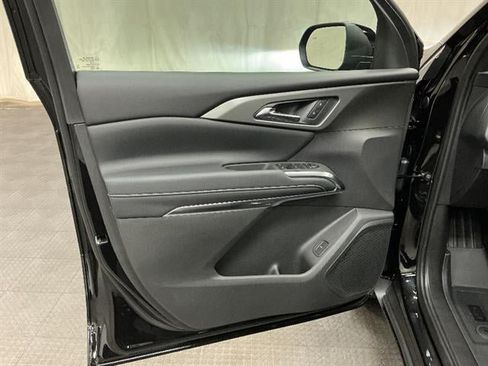New 2026 Chevrolet Traverse LT w/ LPO, Floor Liner Package FWD image 20