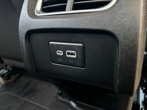 Used 2024 Chevrolet Blazer LT w/ Convenience Package image 16