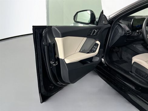 Used 2025 BMW 228i xDrive 228 xDrive w/ Premium Package image 17