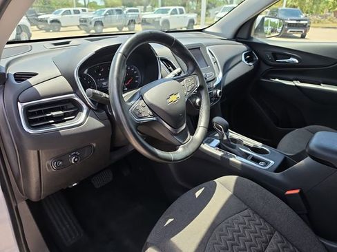 Used 2024 Chevrolet Equinox LT AWD/4WD image 13